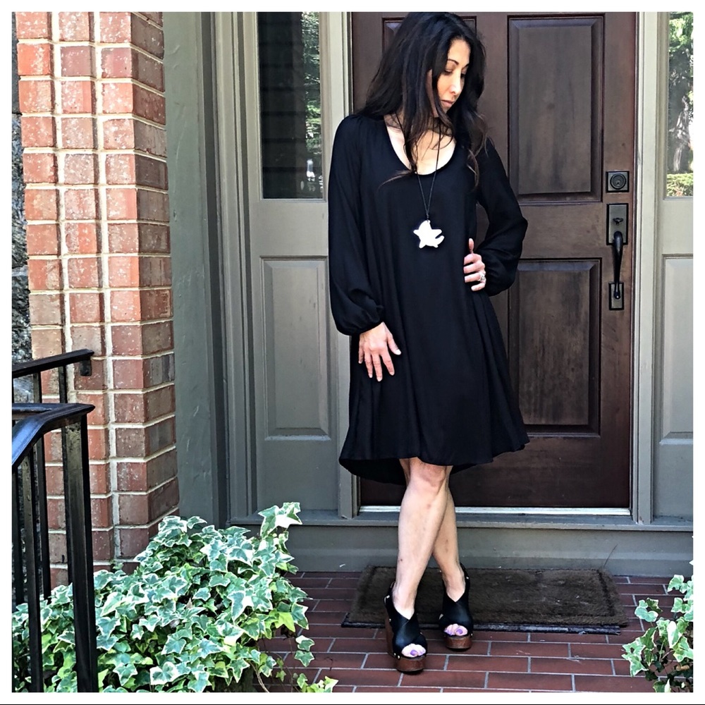 ✨LAST ONE ✨Black midi long sleeves swing dress - Picture 5 of 5